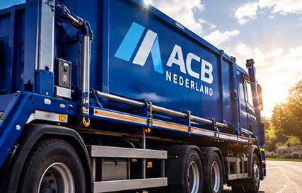 Portaalarmsysteem met afvalcontainer op vrachtwagen